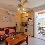 797 Holiday Rentals- Estudio Para 3 En Benalmadena Cerca De La Playa